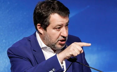 Modena, l'affondo di Salvini: "Lui falcia la folla, ma il colpevole sono io"
