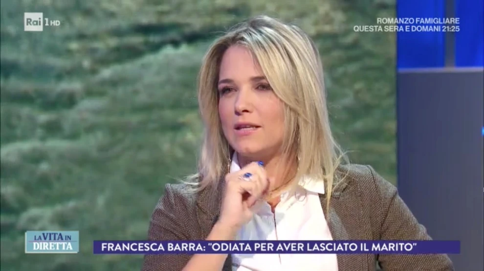 Francesca Barra, dopo le minacce e gli insulti sui social: "Mi invidiano perché sono felice"