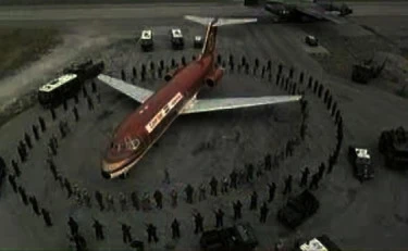 Scontro Trump-Meloni, le traveggole di Repubblica: "Mai così in basso nemmeno a Sigonella"