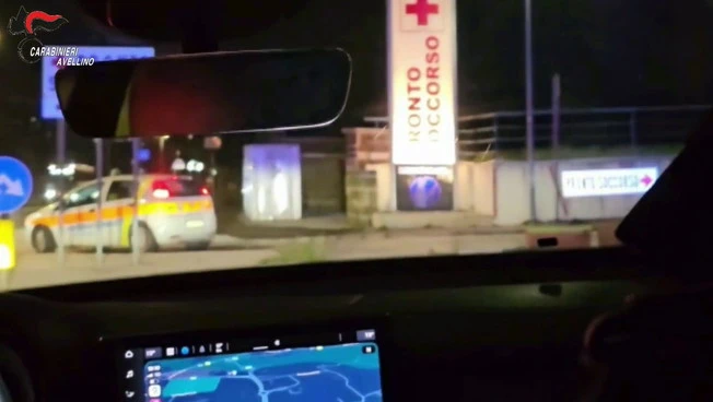 Carabinieri salvano un neonato in gravi difficoltà respiratorie nell'Avellinese