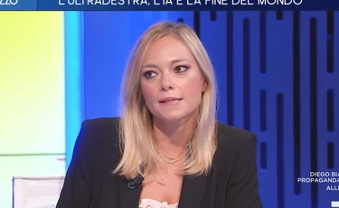 Vannacci "può esplodere male". Otto e mezzo, il fango di Gruber e Ponzani