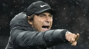 Napoli? Arriva la clamorosa risposta di Conte: "Voci insistenti, cosa farò"