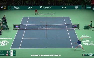 Coppa Davis, Cobolli stile Sinner: 2-0 all'Austria, il colpo da impazzire
