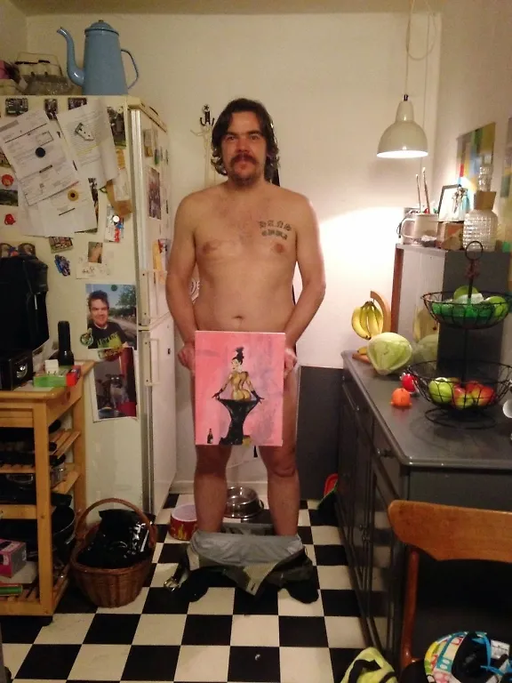 576x768