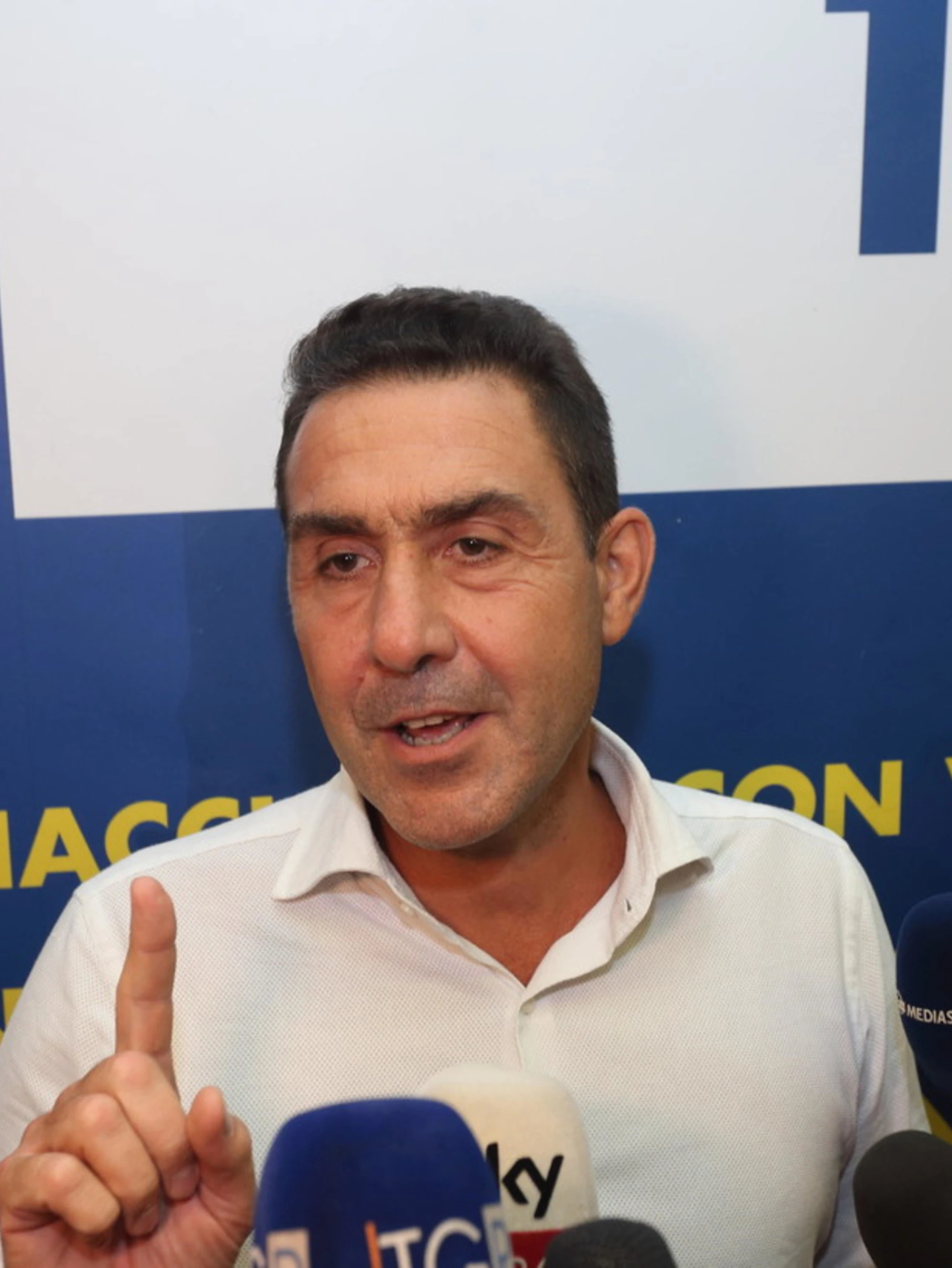 Vannacci: Voto con la sinistra per far fuori Ursula