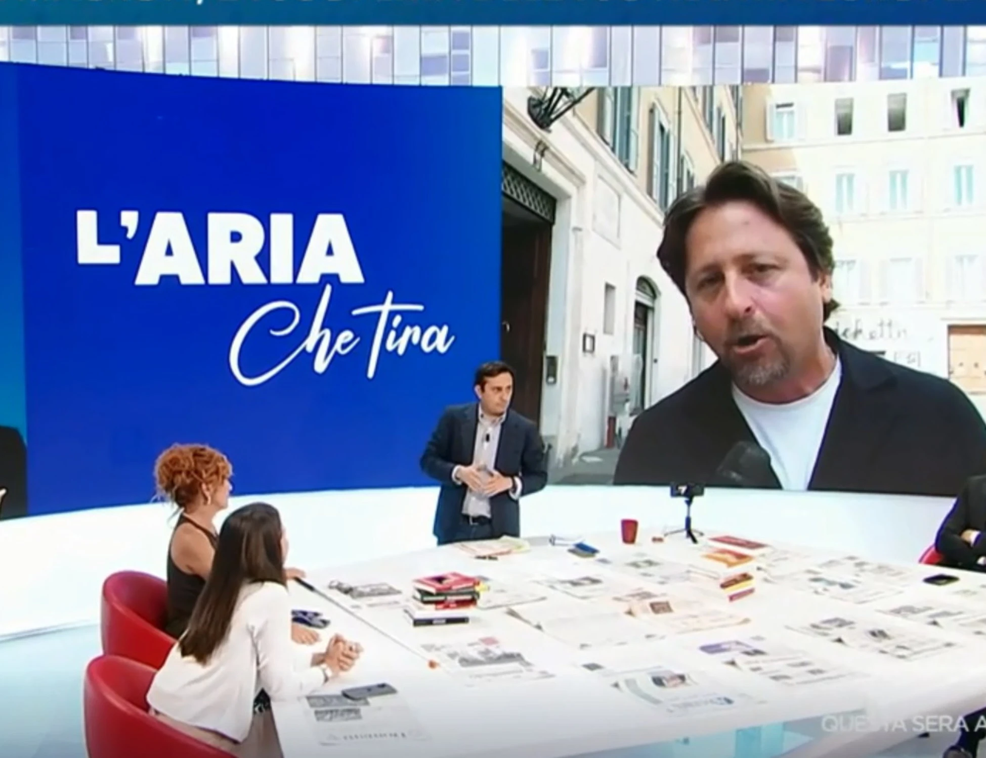 L'Aria che tira, Messina spegne la pentastellata: "Lezioni da voi difficili da recepire"