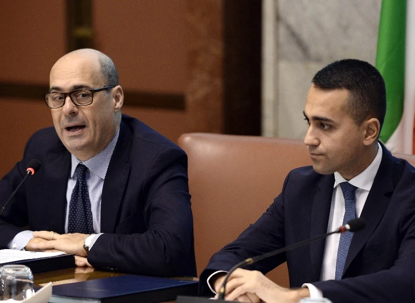 Primarie del Pd, ora il Movimento 5 stelle trema: "Li abbiamo rianimati noi per colpa della Lega"