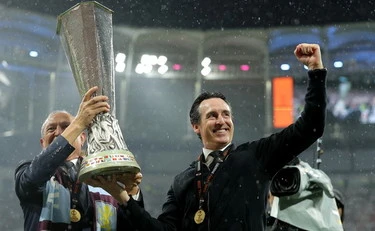 Europa League, trionfo Aston Villa: Unai Emery è il re del "portaombrelli"