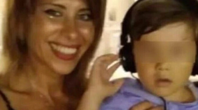 Viviana Parisi, la donna sparita in autostrada col figlio: "Terrorizzata dal Covid" e i 100 km che non tornano, tutti i dubbi