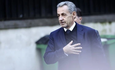 https://media.liberoquotidiano.it/L8V9E--du-ns36o4qNXaxekAy0sA6_xnuGT3iQyfwj8/width:800/quality:90/aW1hZ2VzLzIwMjUvMTAvMjEvMTAxODI2MTcxLTAwMTUxYjRjLWU2YzAtNDk4Mi05ODY1LWRkOWY2Y2VmNDY4ZS5qcGc.webp