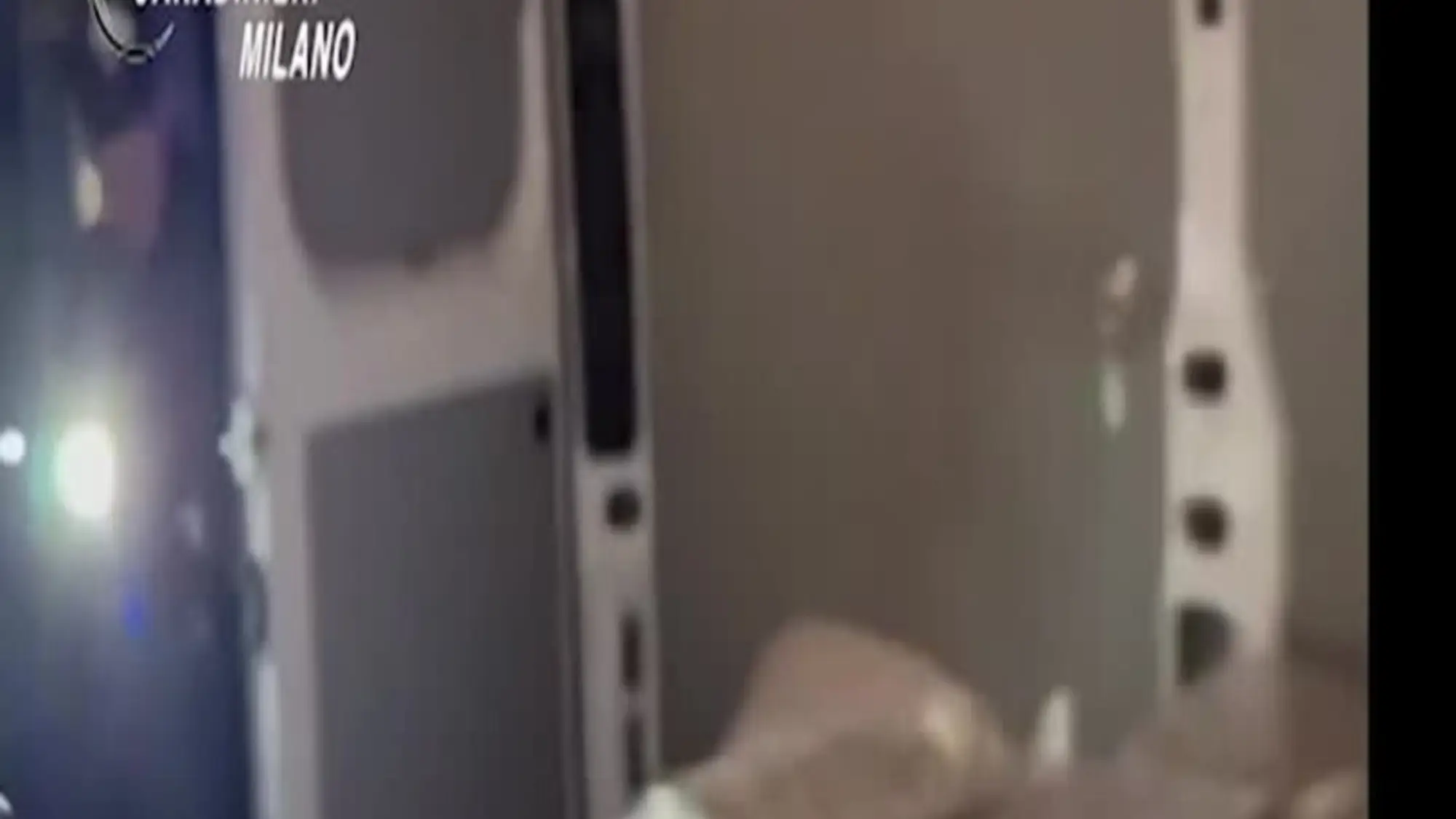 Milano, trovati con 480 kg di hashish: chi finisce in manette