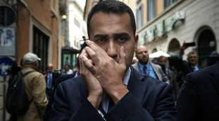 Di Maio "l'ha presa in disparte": voci sul nuovo scranno