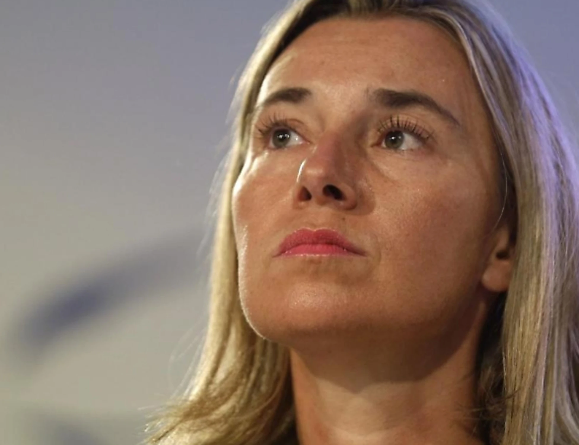 Federica Mogherini trema: la Procura scava nelle chat