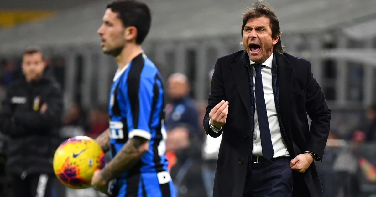 Coppa Italia, Napoli-Inter rinviata. Effetto coronavirus, calendario stravolto