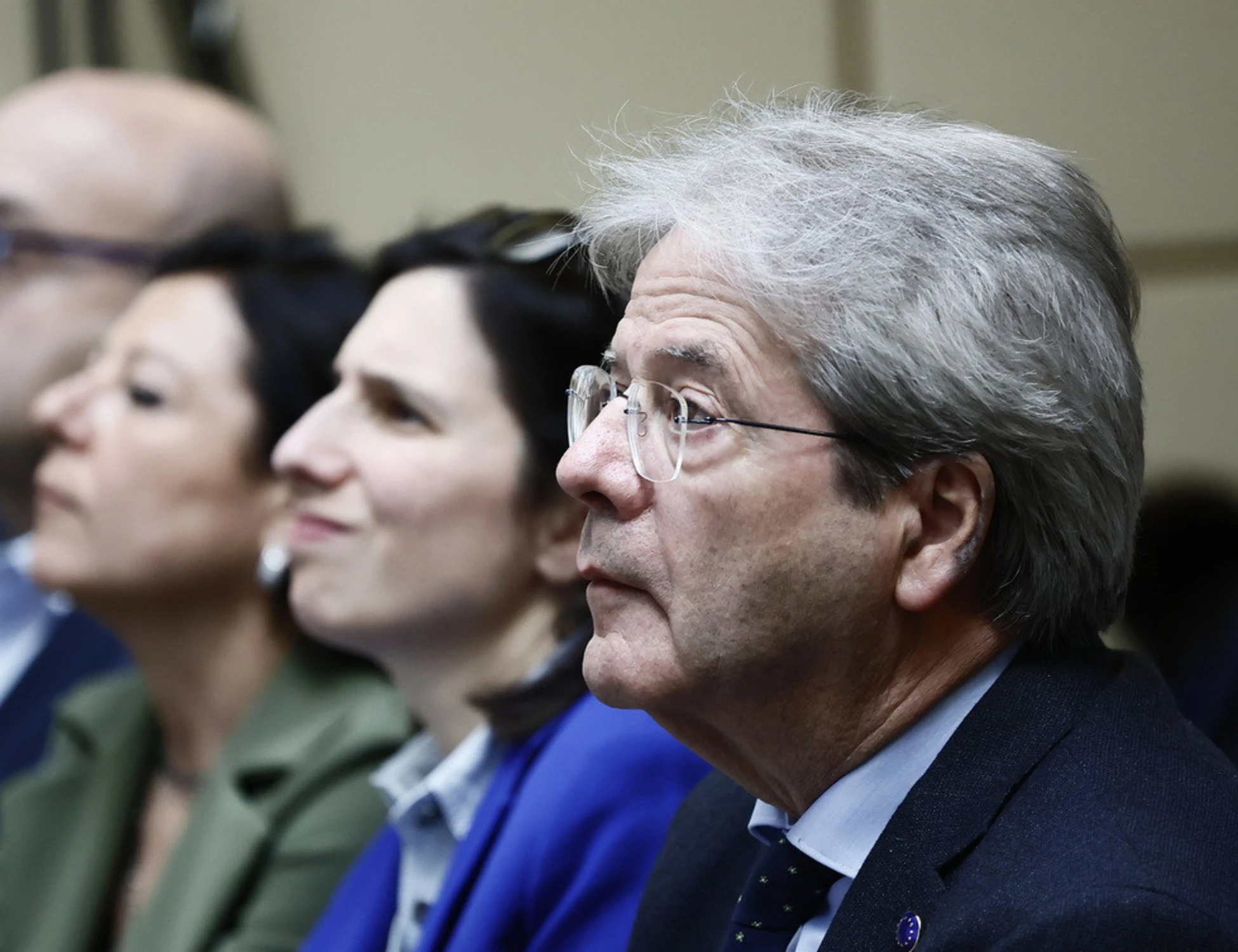 Gentiloni spara su Meloni per colpire Elly Schlein