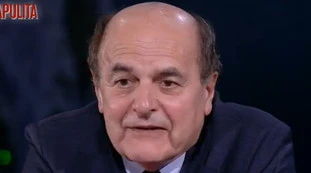 Matteo Salvini contro Pierluigi Bersani: "Solito vizio dei sinistri, mettere le mani nelle tasche degli italiani"
