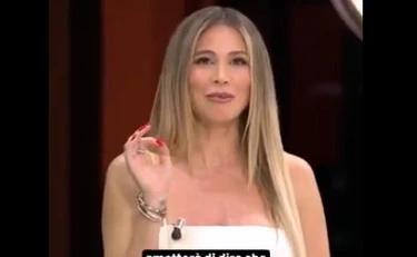 Milan-Lecce, Diletta Leotta gela Allegri: "Quando la smetti?"