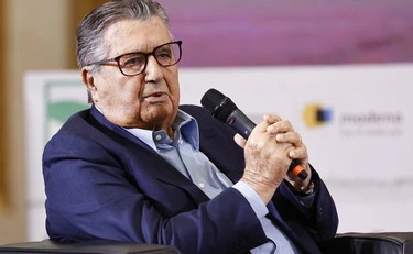 https://media.liberoquotidiano.it/LLreU-MDLnDLNC4ufkyRErWi8_Flby0wOH3YuDiHy_Y/width:800/quality:90/aW1hZ2VzLzIwMjUvMDkvMTUvMTAzNzA0MjQ4LWU0N2RmZjZjLWZmNmEtNDYxNS1hZDlhLWRiZmEzNjE3NDMzOC5qcGc.webp