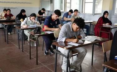 Valditara, svolta a scuola: "I genitori di studenti stranieri dovranno studiare italiano"