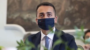 Luigi Di Maio ricorda Matteo Salvini: "I migranti? Aiutiamoli a casa loro, non è il momento di modificare i dl Sicurezza"