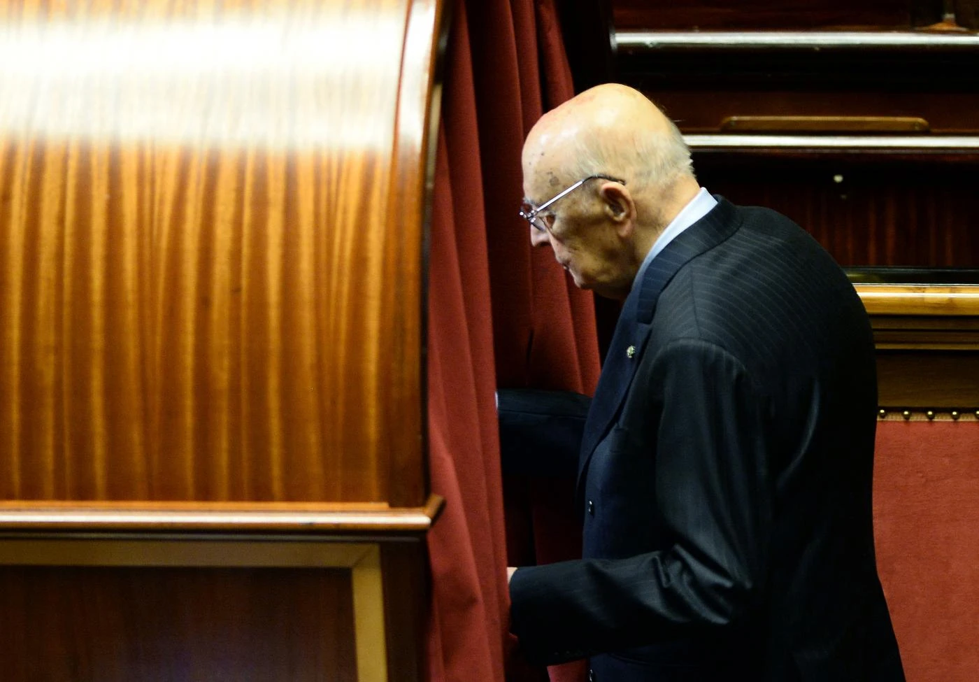 Giorgio Napolitano rinnega se stesso, Paolo Becchi: "Bel paraculo"