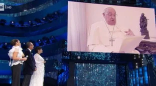Sanremo 2025, veleni in Vaticano: dopo la mesa in onda del video di Papa Francesco...