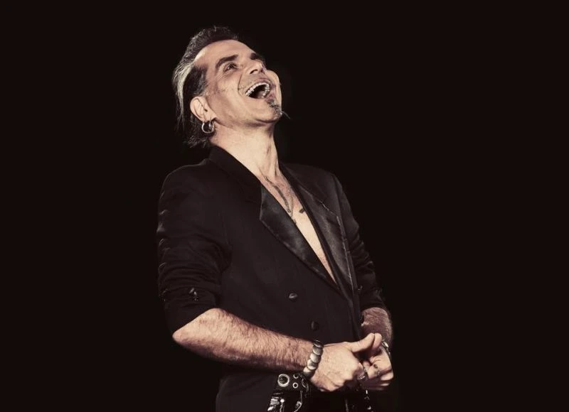 PIERO PELÙ TORNA CON "PUGILI FRAGILI"