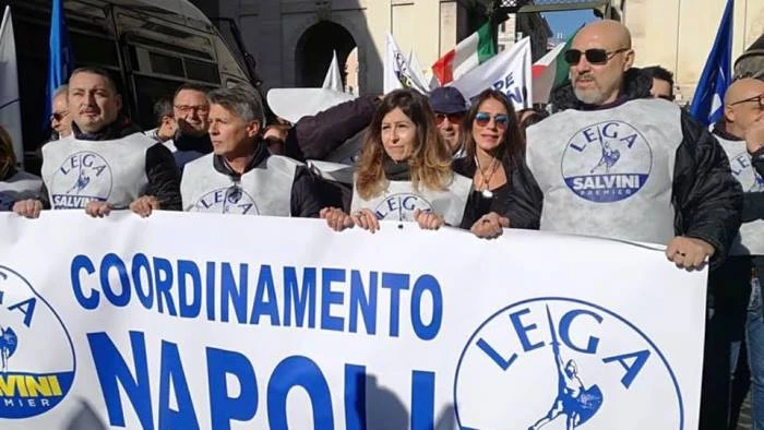 Simona Sapignoli, la pasionaria della Lega a Napoli: "Candidata per un'Europa dei popoli e non dei tecnocrati"