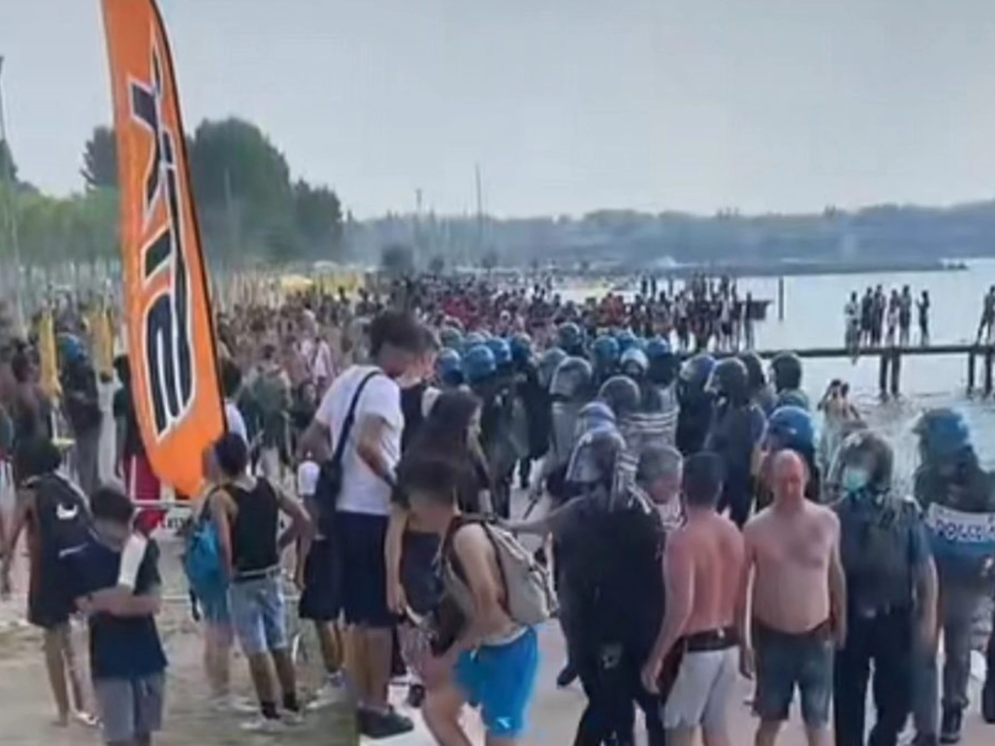 Maranza, terrore in spiaggia: cosa sta succedendo