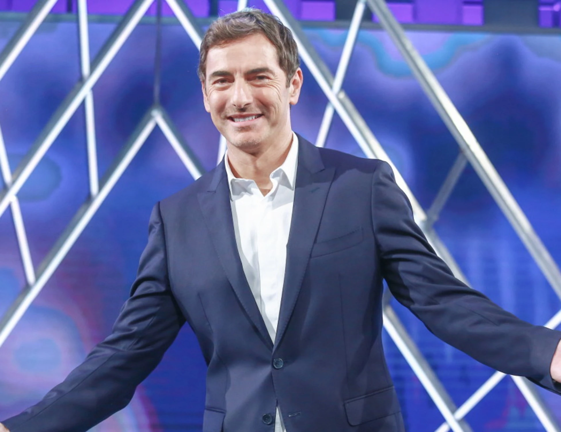 "Playing memories": su Raiplay Marco Liorni e i giovani artisti