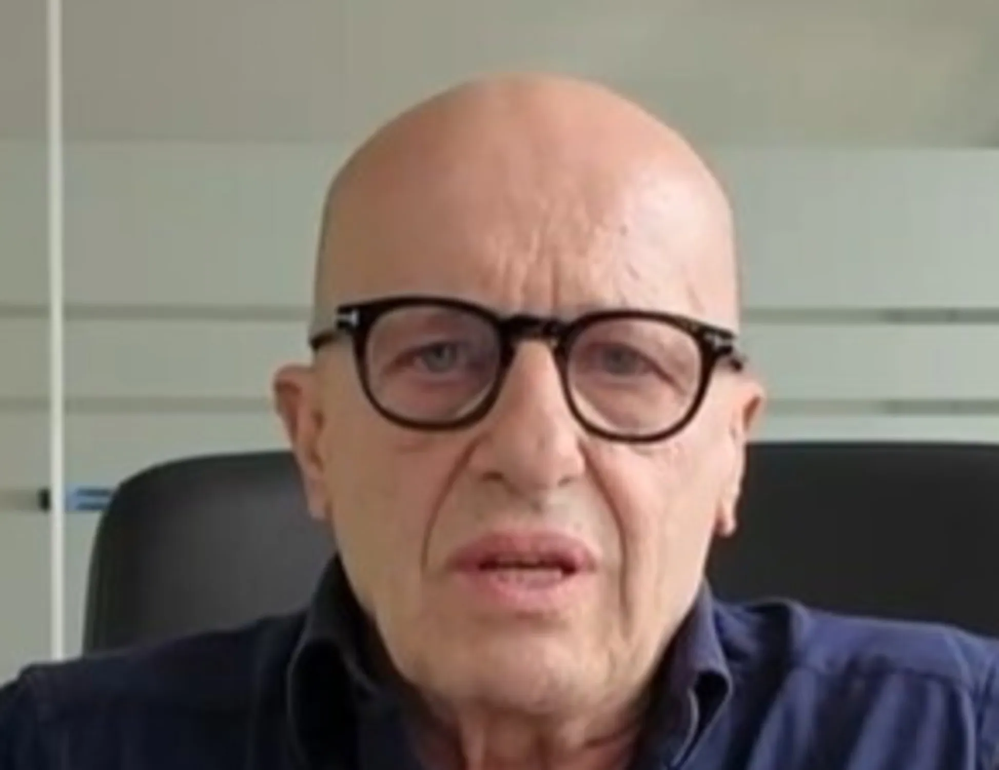 "Il problema non è che ha studiato poco ma che è un asino"