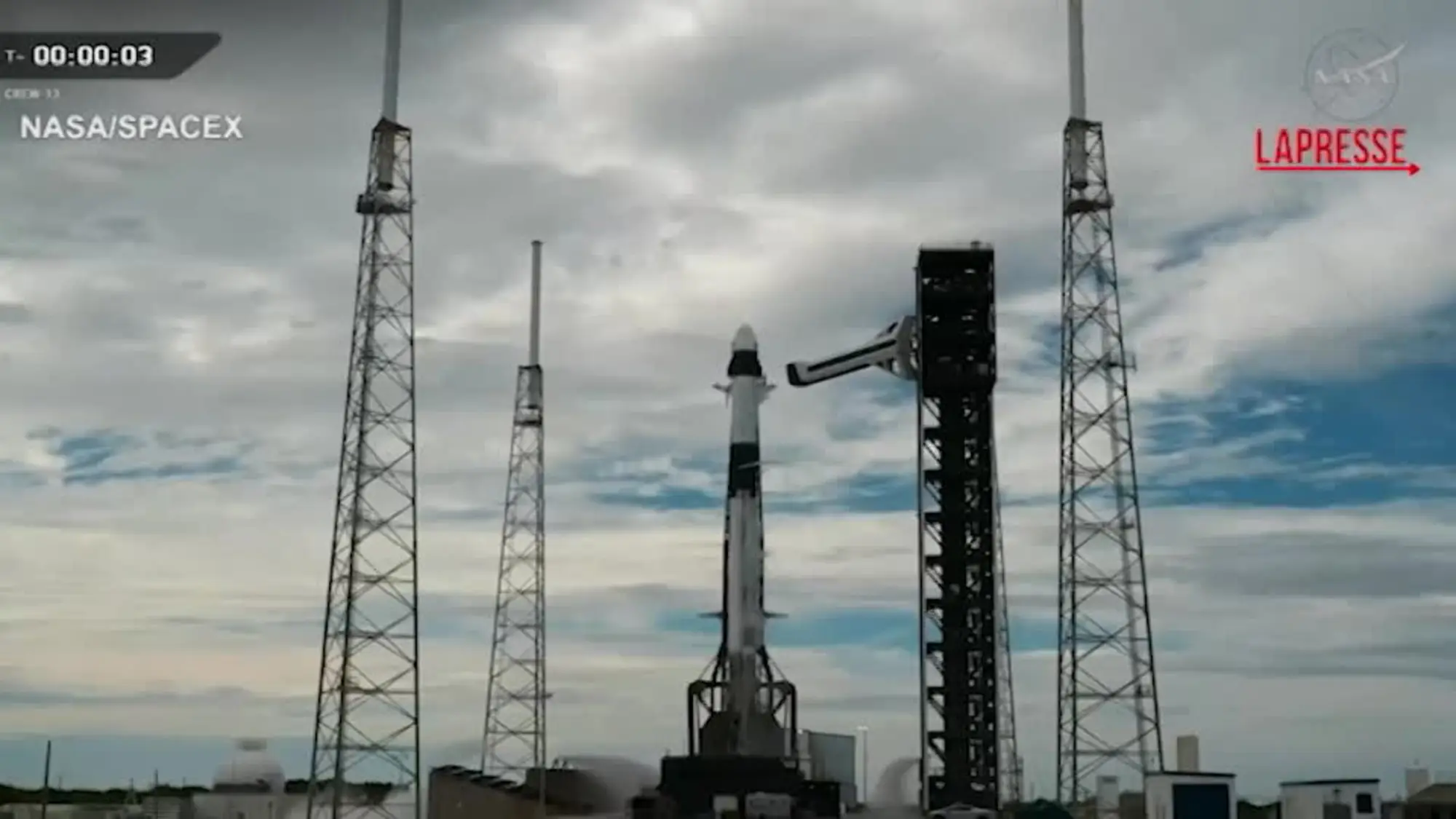 SpaceX: quattro astronauti lanciati verso la Stazione Spaziale Internazionale