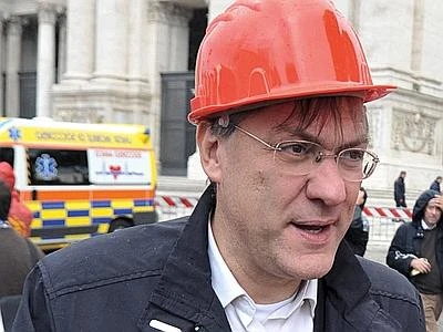 Corteo della Fiom a Pomigliano, sfilano anche Vendola, Di Pietro e De Magistris