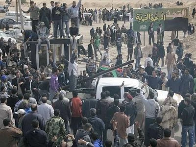 Libia, sospesa temporaneamente l'attività del consolato italiano a Bengasi