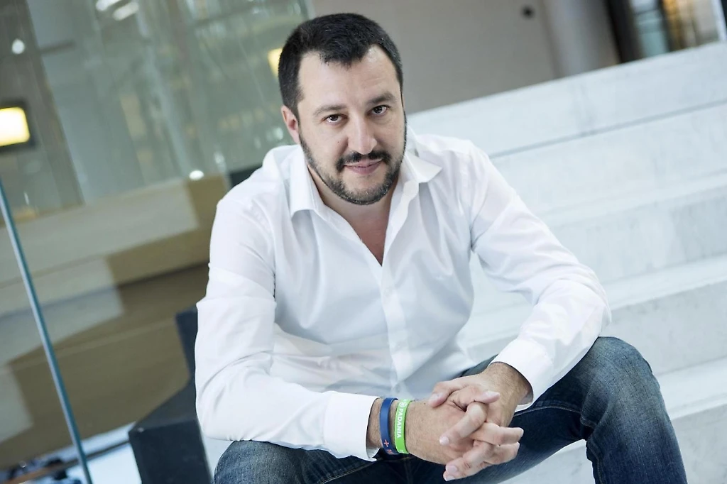 Il sondaggio sul leader del centrodestra: Salvini in testa
