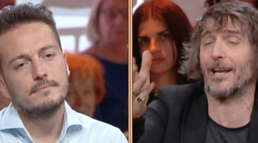 Cruciani, ovazione a Dritto e Rovescio: "Tu puoi dire che la Meloni..."