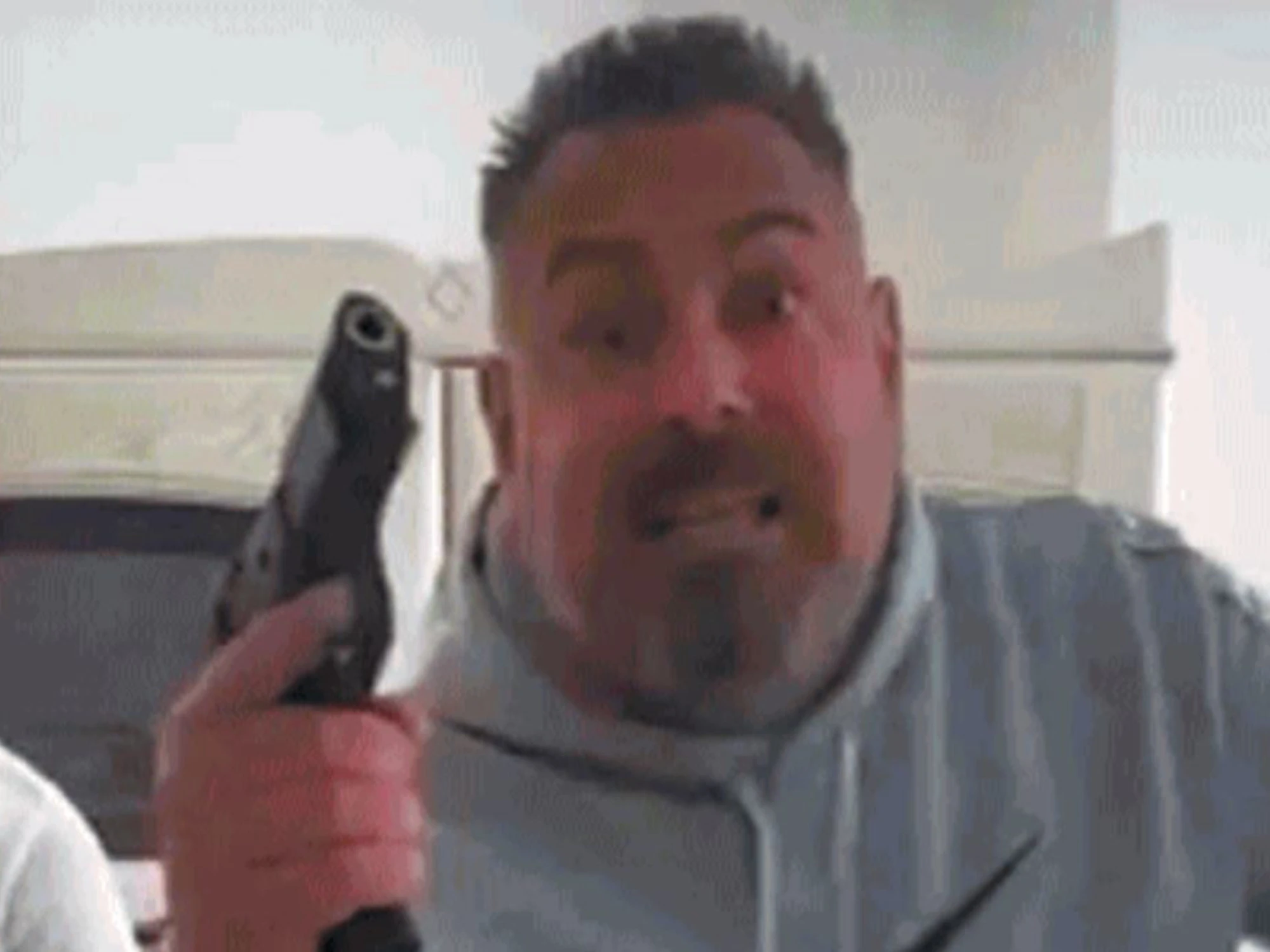 Dietro al delitto della mamma l’ombra di una faida tra rom