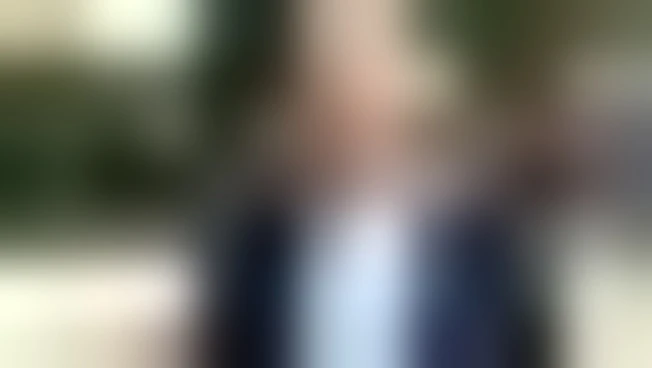 https://media.liberoquotidiano.it/LaReZ9yQm38-NuAW9ryBzXsSfVSR5Hz7P1DETz_kEfI/width:800/quality:90/aW1hZ2VzLzIwMjUvMDkvMjYvMTgwNjIxMzA1LTI1NDA4YWM1LTU1ZjUtNDRjNi05ZWMzLTUzNzM4ZjllYWI2Ny5qcGc.webp