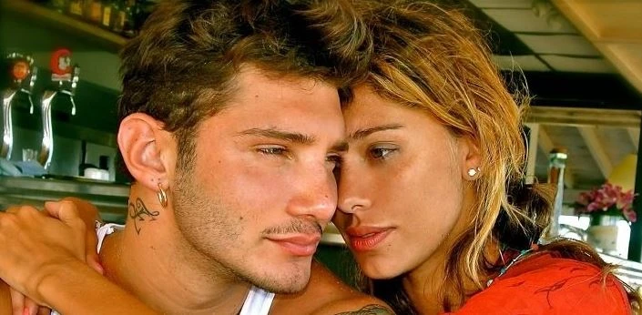 Belen Rodriguez e Stefano De Martino, finisce in disgrazia: vanno a processo, rischiano 3 anni di carcere