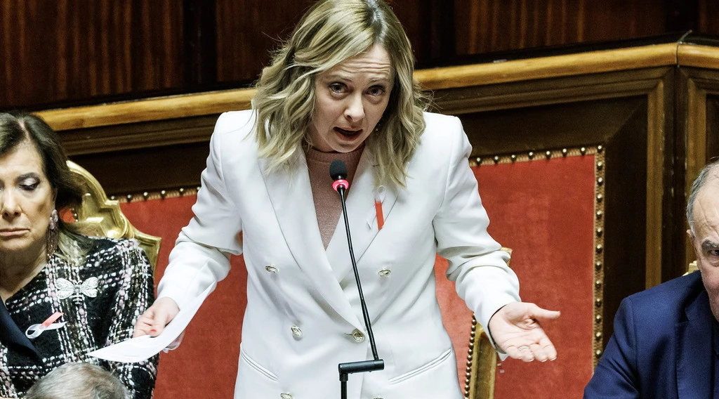 Senato, Giorgia Meloni zittisce la sinistra: "È sotto agli occhi di tutti"