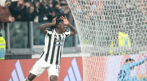 La Juve rientra in corsa: Kean-Bernardeschi, per il Cagliari è notte fonda. Allegri accorcia sul quarto posto