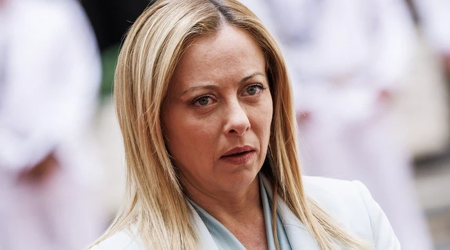 Giorgia Meloni consiglia Elly Schlein: "Cambia strategia", Pd umiliato