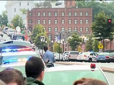 Usa, strage in sede della Marina: 13 morti Polizia: "Killer ha agito da solo"