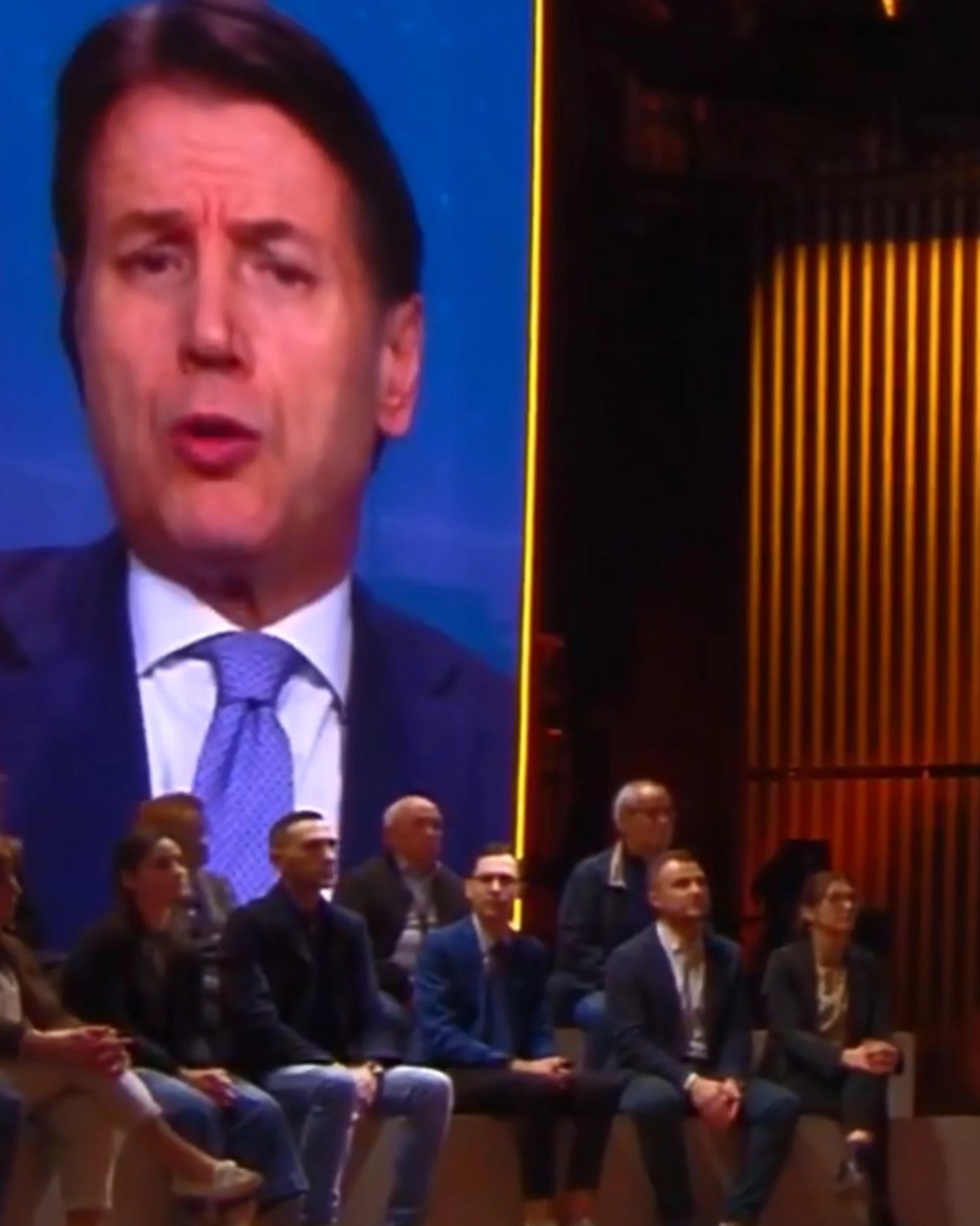 4 di Sera, Conte contro Meloni sui dazi: "Fa finta"