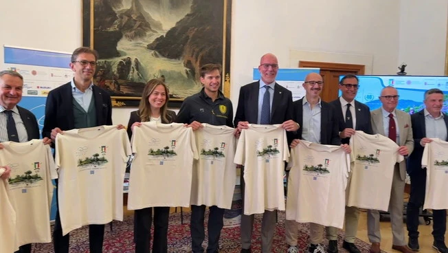 Il grande canottaggio internazionale protagonista al Memorial D'Aloja