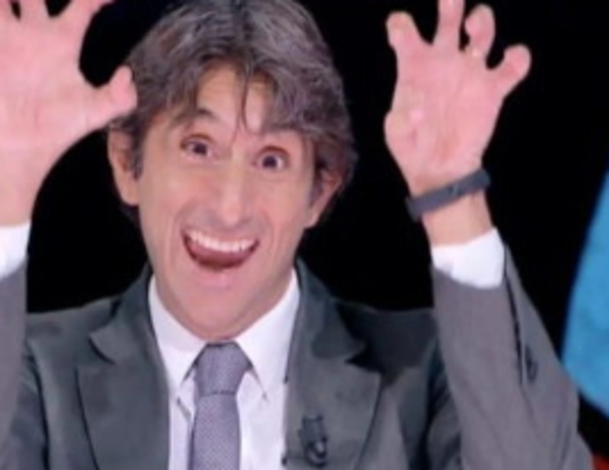 Donzelli-Scanzi, scontro a È sempre Cartabianca: "Minnie", "Ti ricordo il parcheggio disabili"