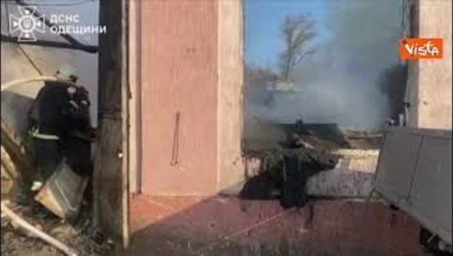 Guerra Ucraina, droni russi su Odessa, evacuati i residenti