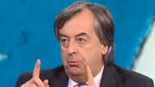 Che tempo che fa, Roberto Burioni: "Virus labile, basta un disinfettante". Ma occhio al cartone della pizza