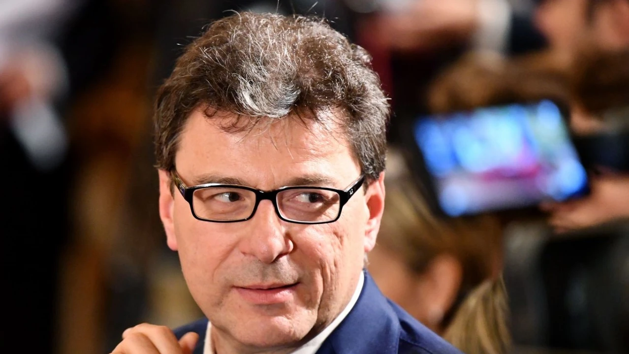 Giancarlo Giorgetti: "Tra i ministri 5 Stelle la mia preferita è Giulia Grillo". E sulla Raggi...