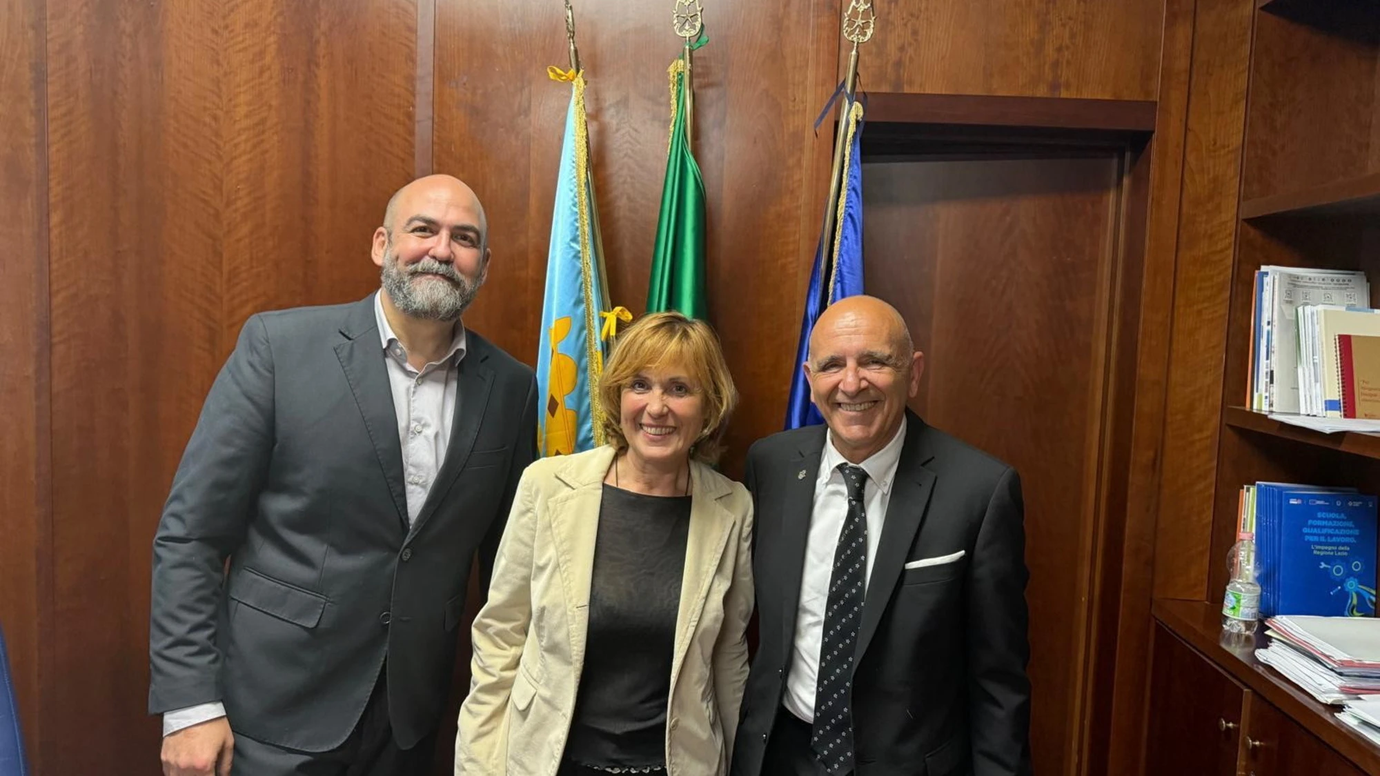 Cani in b(r)anco sbarca alla Regione Lazio